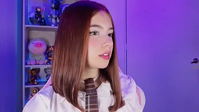 EmilyMiller  online show from November 6, 2025, 4:08 pm