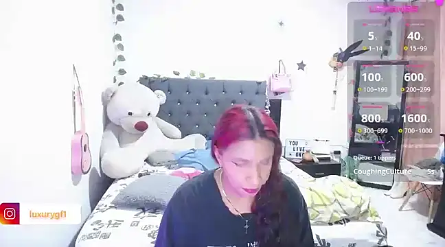 Pocahontaslovex online show from January 14, 2025, 11:42 am