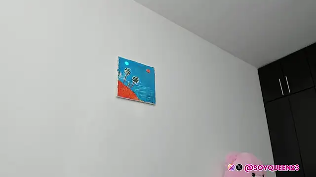 Soyqueen online show from October 25, 2025, 9:42 pm