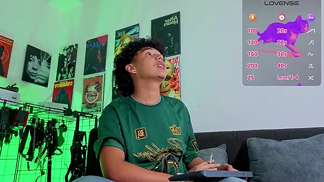 GaelOconner online show from October 22, 2025, 3:18 am