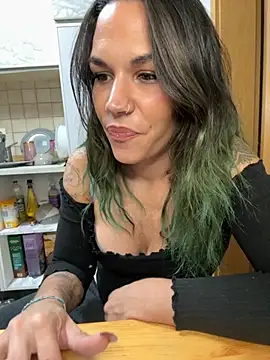 Lady Knaller online show from October 23, 2025, 6:50 pm