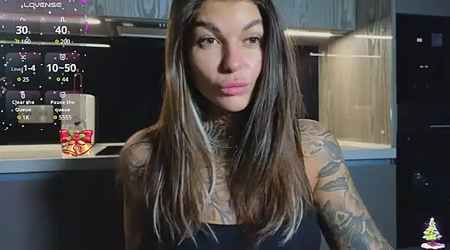 tattooedBabyy online show from January 5, 2025, 2:52 pm