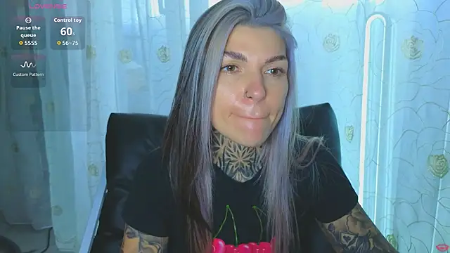 Snapshot of tattooedBabyy chatting on July 22, 2026, 10:40 am tattooedBabyy online show from July 22, 2026, 10:40 am