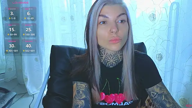 Snapshot of tattooedBabyy chatting on July 23, 2026, 8:12 am tattooedBabyy online show from July 23, 2026, 8:12 am