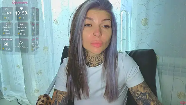 Snapshot of tattooedBabyy chatting on July 25, 2026, 9:40 am tattooedBabyy online show from July 25, 2026, 9:40 am