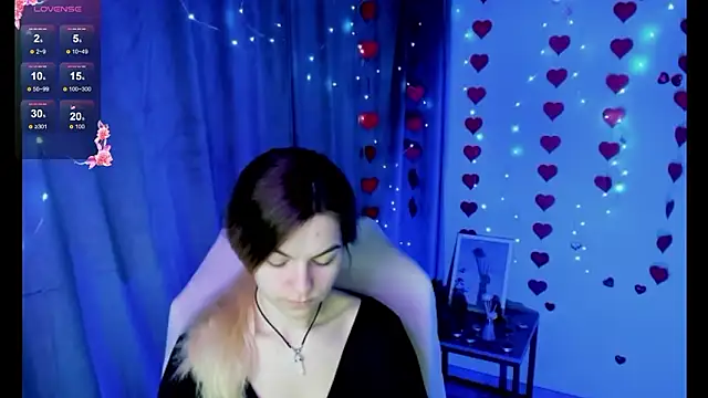 Sweet me  online show from March 19, 2026, 6:50 am