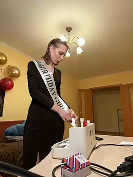 Crayzy Luv online show from February 10, 2025, 5:30 pm