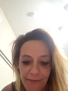 Dixiefaye Pika online show from April 23, 2026, 4:46 am