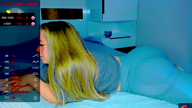 kitti kaattt online show from November 29, 2025, 10:18 am