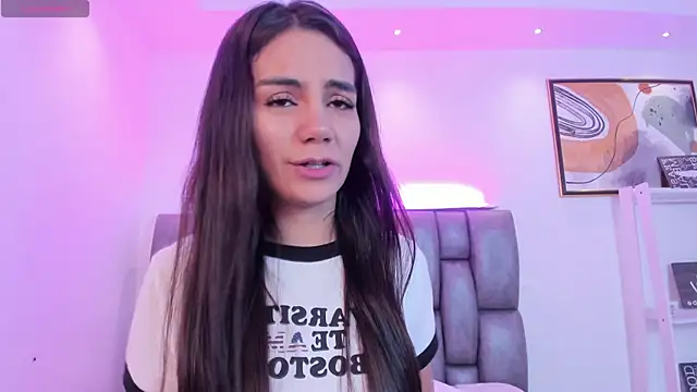 martina mancini online show from December 20, 2025, 12:01 pm