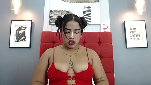 Snapshot of AichaBrown chatting on January 27, 2025, 8:28 pm AichaBrown online show from January 27, 2025, 8:28 pm