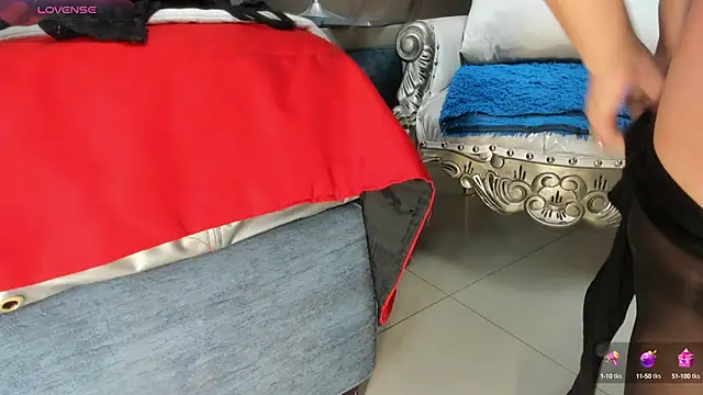 Janna Rousse  online show from February 20, 2025, 11:53 am