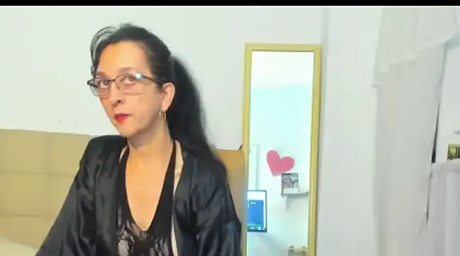 Snapshot of fiorella_foxxx chatting on March 16, 2025, 5:25 am fiorella foxxx online show from March 16, 2025, 5:25 am