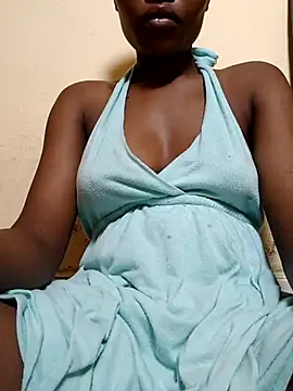 Snapshot of petite_babe chatting on February 8, 2026, 10:02 pm petite babe online show from February 8, 2026, 10:02 pm