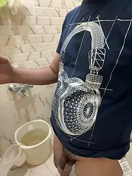 superhero6999 online show from March 9, 2025, 7:37 pm