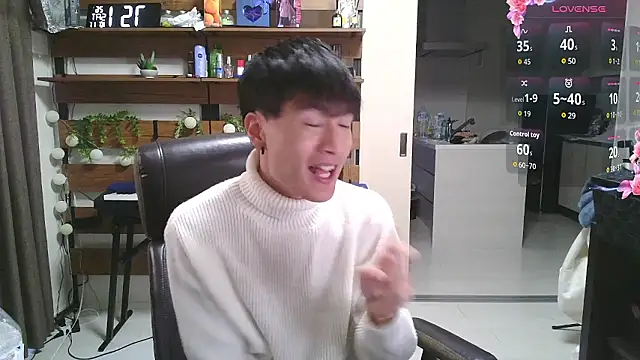 IroManager online show from October 10, 2025, 10:53 pm