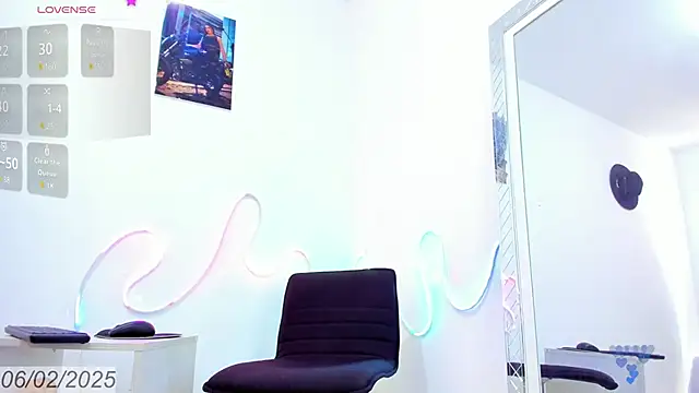 Snapshot of DeniseVillareal chatting on February 6, 2025, 3:52 pm DeniseVillareal online show from February 6, 2025, 3:52 pm