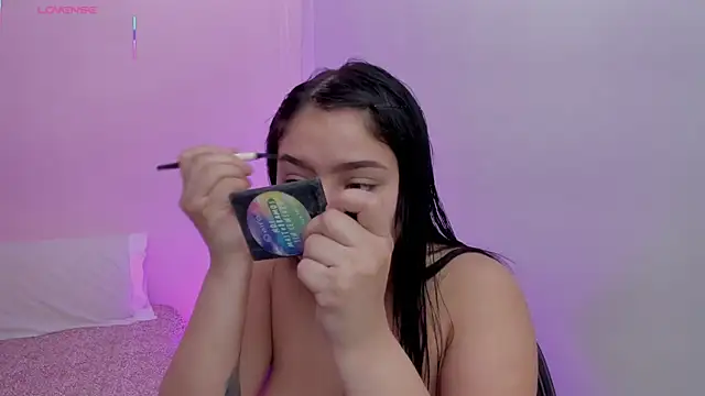 Oriana Guzman online show from February 21, 2026, 3:46 pm