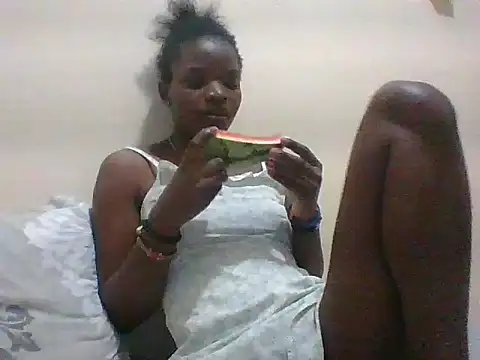 hotgal1112 online show from September 17, 2025, 7:48 pm