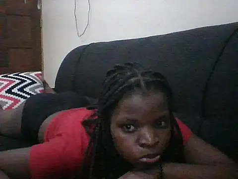 hotgal1112 online show from October 12, 2025, 7:46 pm