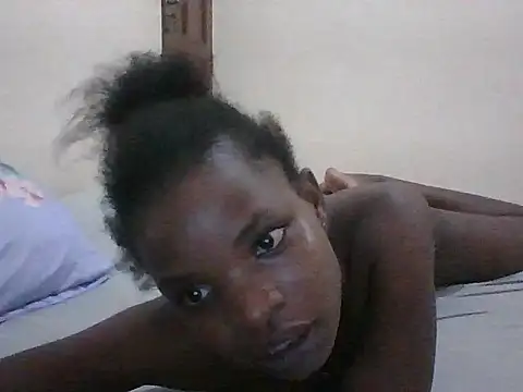 hotgal1112 online show from January 6, 2026, 7:06 pm