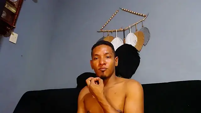 Grandeygruesa1 online show from January 17, 2025, 7:30 am