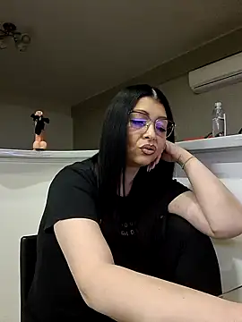 Milf Abigail online show from February 7, 2025, 5:10 am