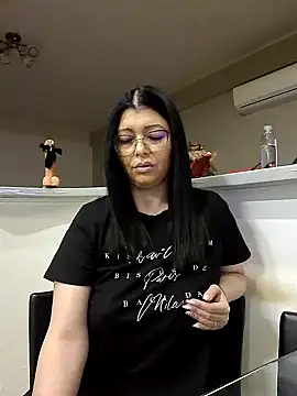 Milf Abigail online show from February 8, 2025, 4:03 am