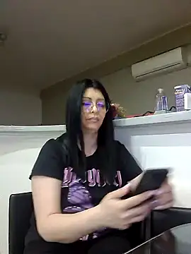 Milf Abigail online show from February 16, 2025, 2:53 am