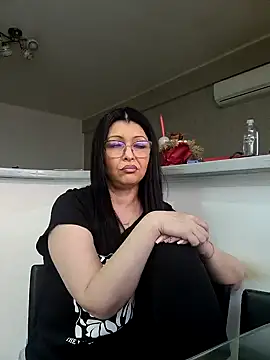 Milf Abigail online show from February 20, 2025, 5:44 am