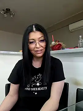 Milf Abigail online show from March 2, 2025, 6:27 am