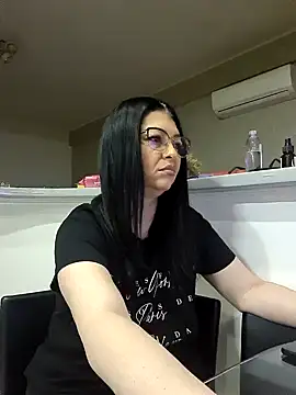 Milf Abigail online show from March 5, 2025, 11:38 pm