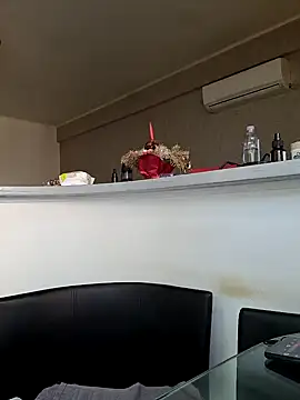 Milf Abigail online show from March 19, 2025, 5:30 am