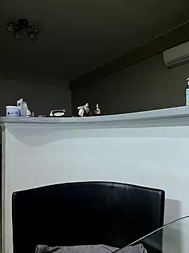 Milf Abigail online show from April 21, 2026, 2:51 am