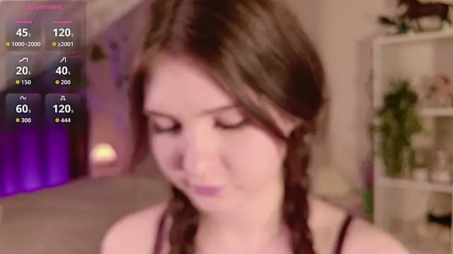 LeraKit online show from April 21, 2026, 4:01 pm