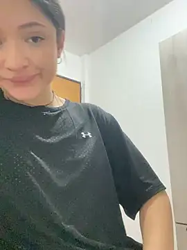 Alicia ALICIA online show from January 17, 2025, 9:39 pm