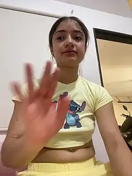 Snapshot of Alicia_ALICIA chatting on May 11, 2026, 3:51 pm Alicia ALICIA online show from May 11, 2026, 3:51 pm