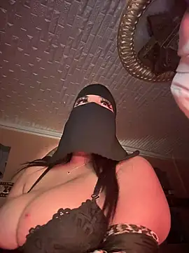 Snapshot of ORLA86 chatting on September 18, 2025, 7:54 am ORLA86 online show from September 18, 2025, 7:54 am