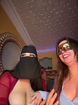 Snapshot of ORLA86 chatting on November 17, 2025, 10:59 pm ORLA86 online show from November 17, 2025, 10:59 pm