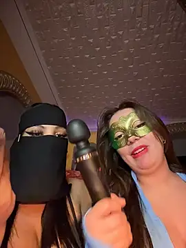 Snapshot of ORLA86 chatting on November 22, 2025, 10:20 pm ORLA86 online show from November 22, 2025, 10:20 pm