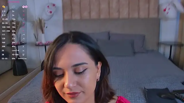 Gabriella Wils online show from March 15, 2026, 6:19 am