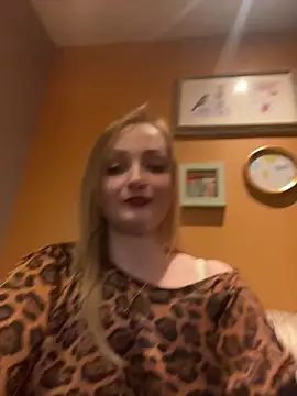 LadyTatiana Madam online show from March 8, 2025, 10:02 pm