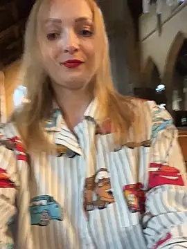 LadyTatiana Madam online show from October 3, 2025, 11:51 am