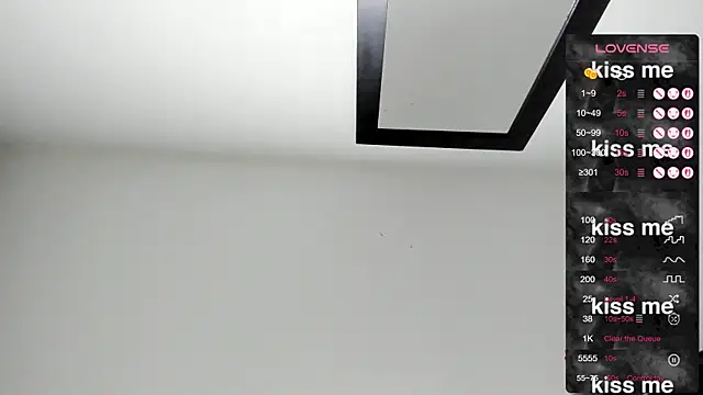 lulu 072 online show from January 29, 2025, 3:01 am