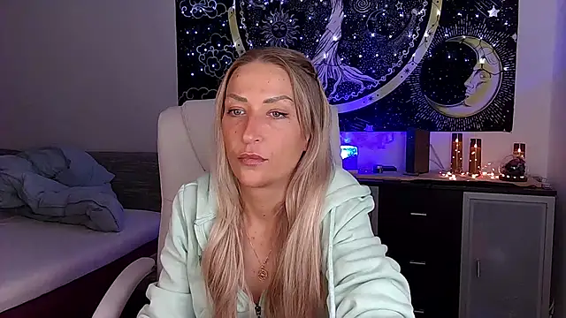 SexxyLiviaa online show from October 4, 2025, 5:22 pm