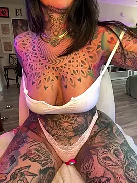 caseykey online show from March 11, 2025, 3:34 pm