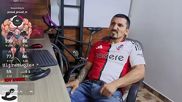Snapshot of Marck_Muscle chatting on July 20, 2026, 3:54 am Marck Muscle online show from July 20, 2026, 3:54 am