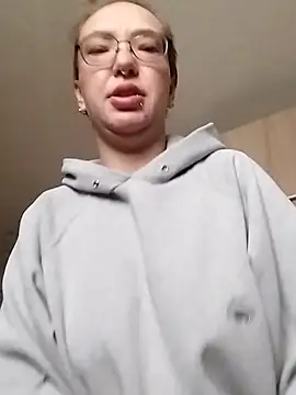 Snapshot of Isabella_Geney chatting on December 17, 2025, 2:34 pm Isabella Geney online show from December 17, 2025, 2:34 pm