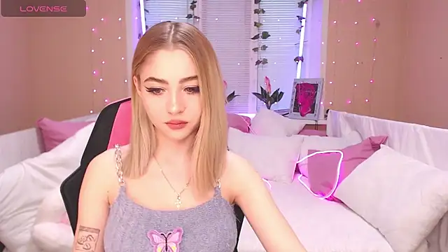 Tessa Walker online show from January 26, 2025, 8:36 am