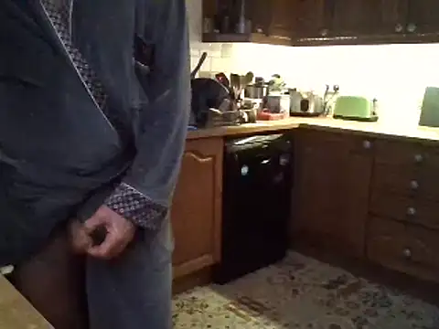 Snapshot of jakjak106 chatting on December 29, 2024, 8:11 am jakjak106 online show from December 29, 2024, 8:11 am